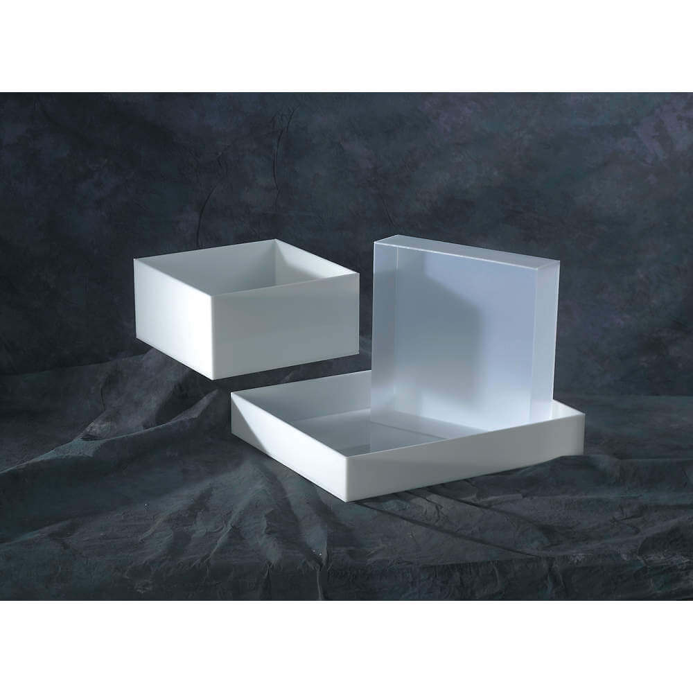 DYNALON Laboratory Trays and Pans